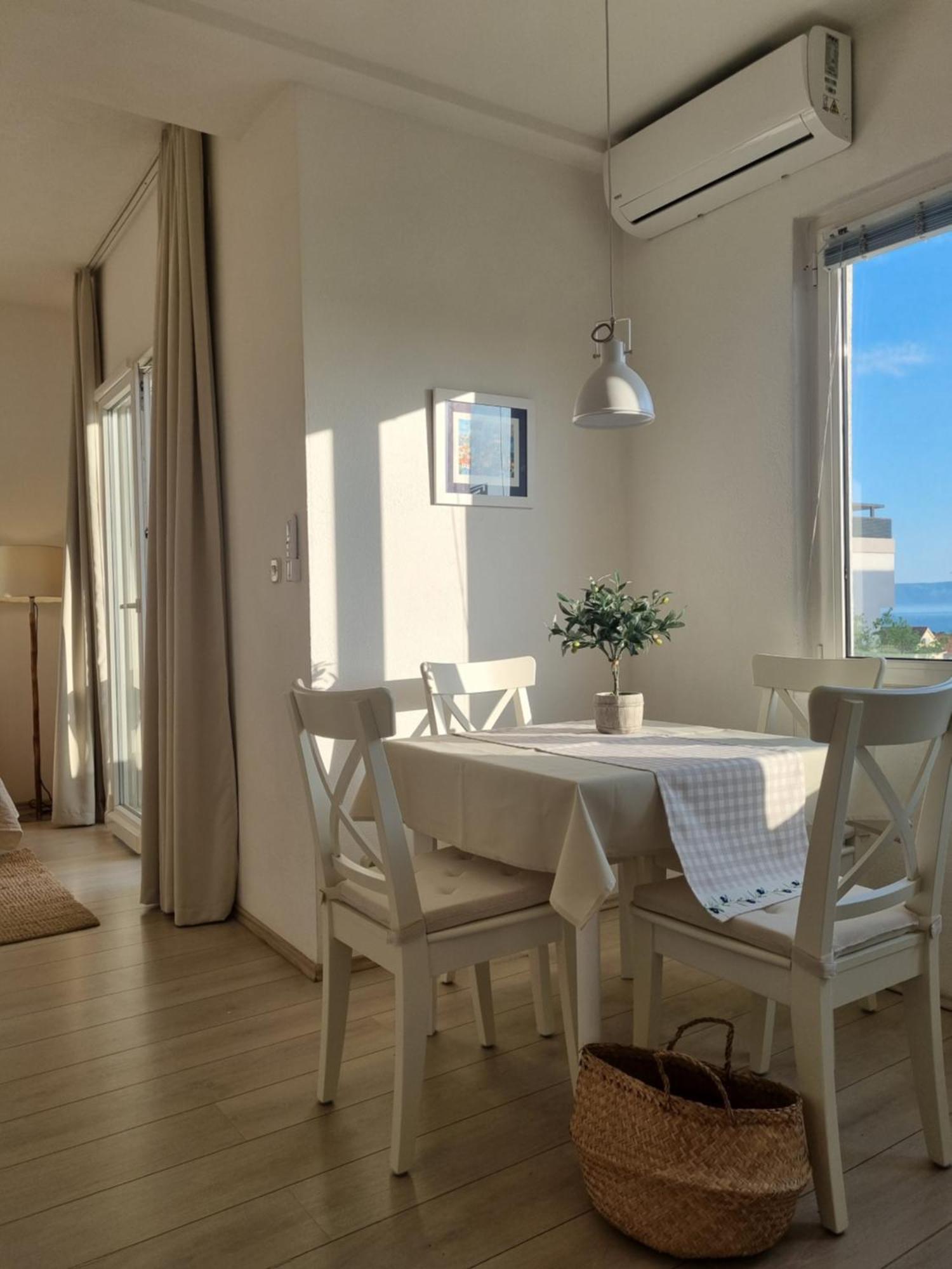 Apartments Ema Near Beach Makarska Cameră foto